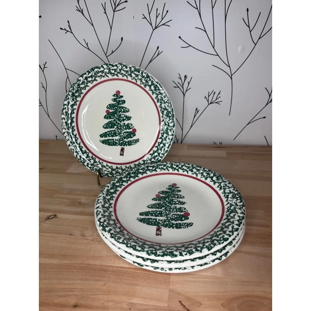 Furio Christmas Tree Salad Plates Set of 4 Made in Italy Green Holly Border